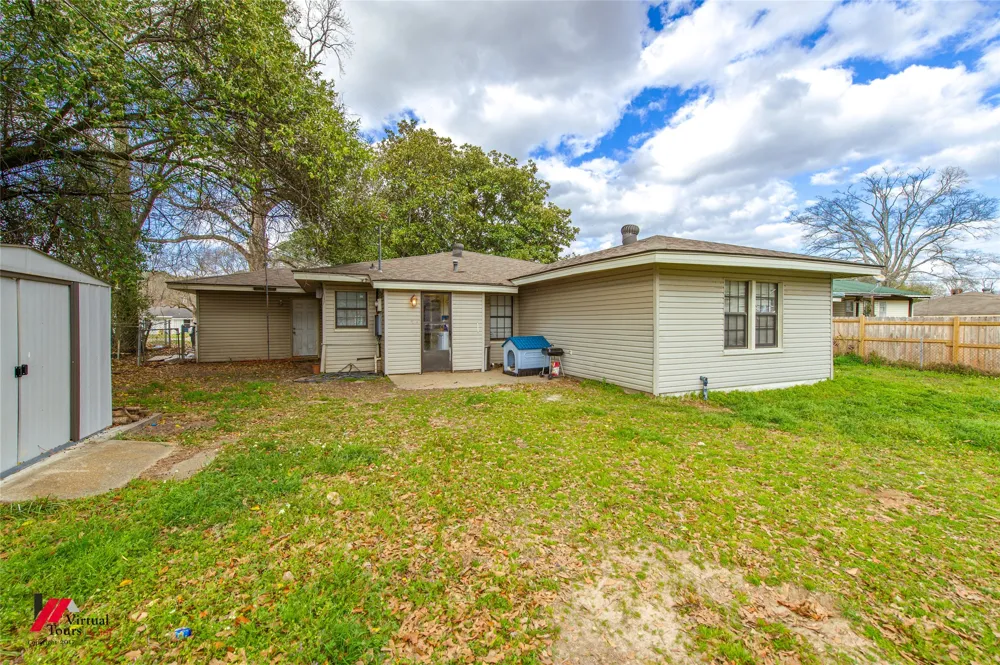 214 Ellis Drive Minden, LA 71055