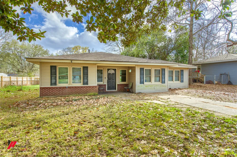 214 Ellis Drive Minden, LA 71055