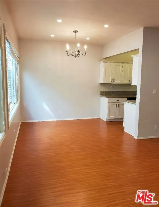 435 PALM DRIVE #202 Beverly Hills, CA 90210