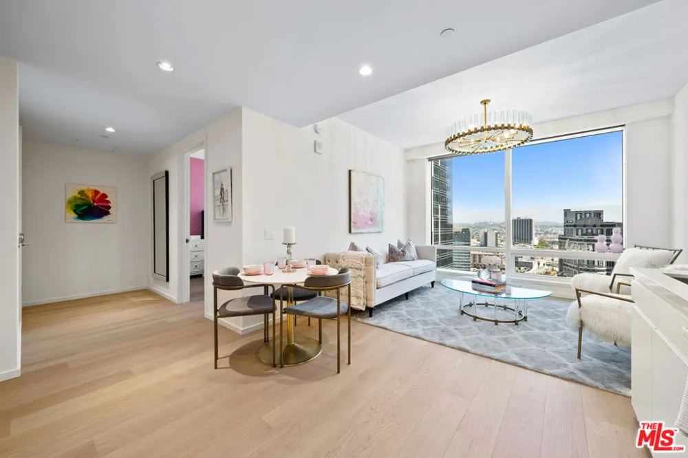 877 Francisco Street #2305 Los Angeles, CA 90017