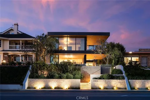 2304 Cliff
