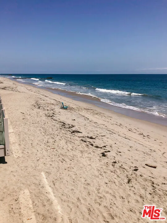 25366 Malibu Road #2 Malibu, CA 90265