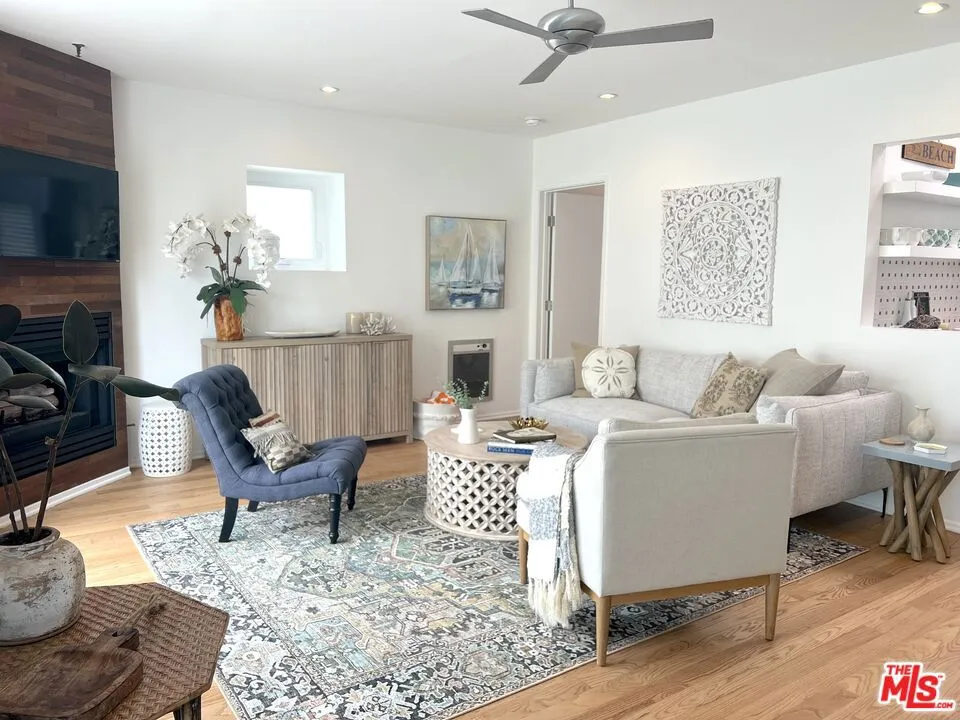 25366 Malibu Road #2 Malibu, CA 90265