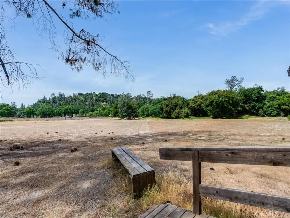 1535 Parkhill Road Santa Margarita, CA 93453