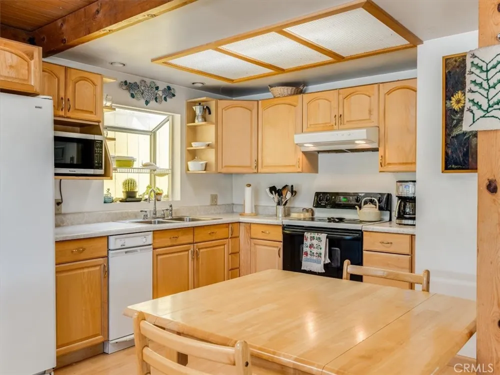 1535 Parkhill Road Santa Margarita, CA 93453