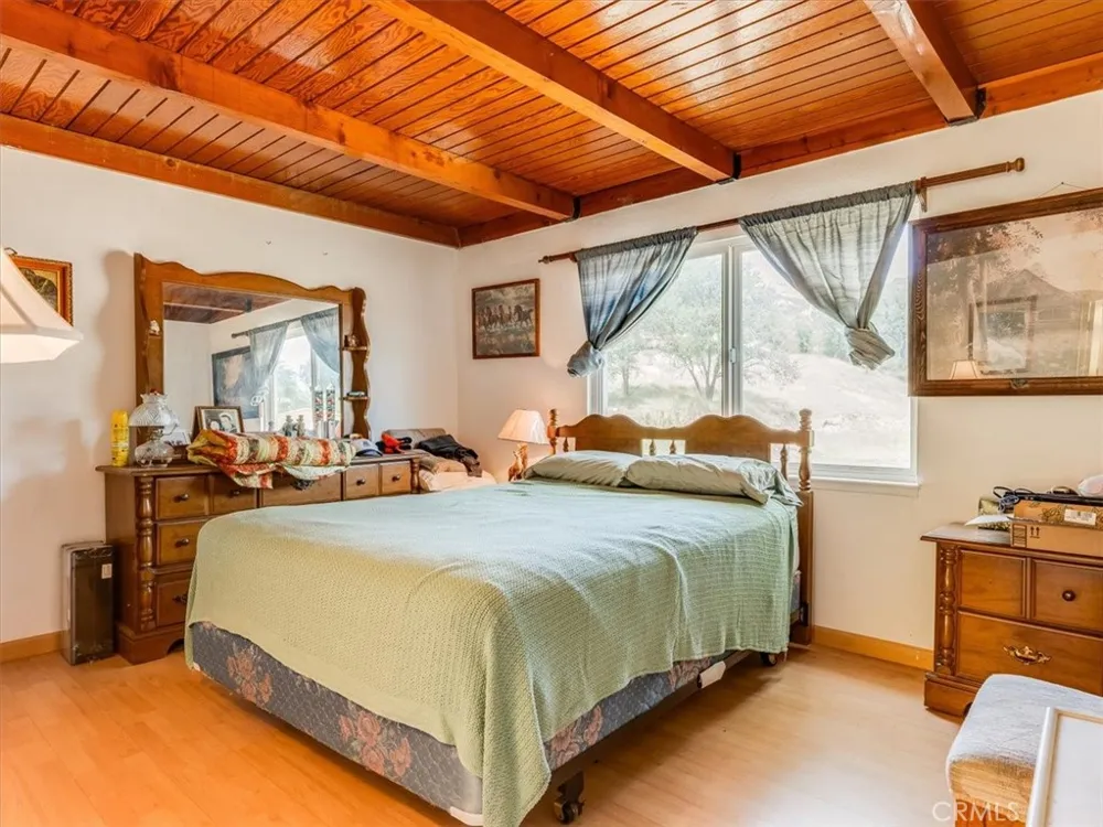 1535 Parkhill Road Santa Margarita, CA 93453