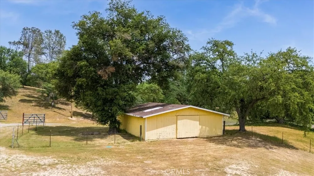 1535 Parkhill Road Santa Margarita, CA 93453