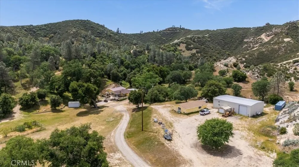 1535 Parkhill Road Santa Margarita, CA 93453