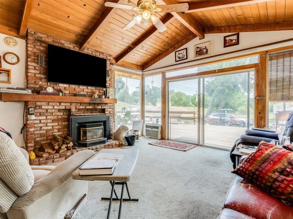 1535 Parkhill Road Santa Margarita, CA 93453