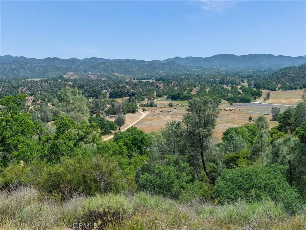 1535 Parkhill Road Santa Margarita, CA 93453