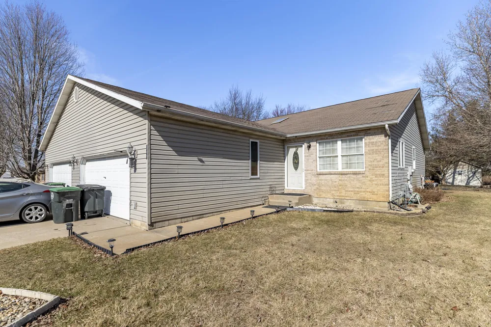 3446 E 69th Avenue Merrillville, IN 46410