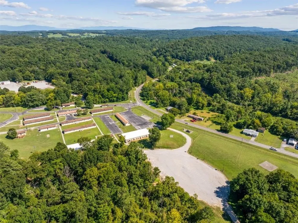 00 Catoosa Parkway Tunnel Hill, GA 30755
