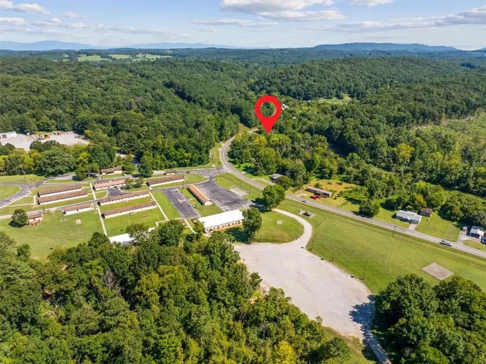00 Catoosa Parkway Tunnel Hill, GA 30755