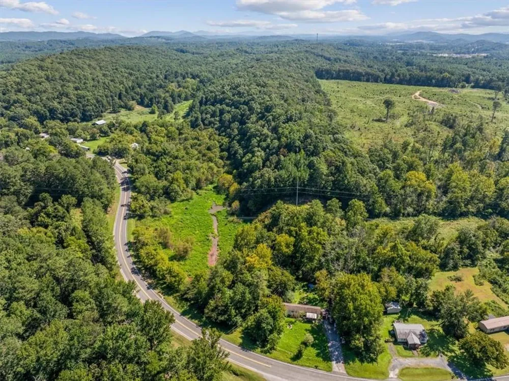 00 Catoosa Parkway Tunnel Hill, GA 30755