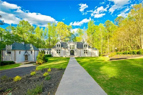 745 Goshen Road