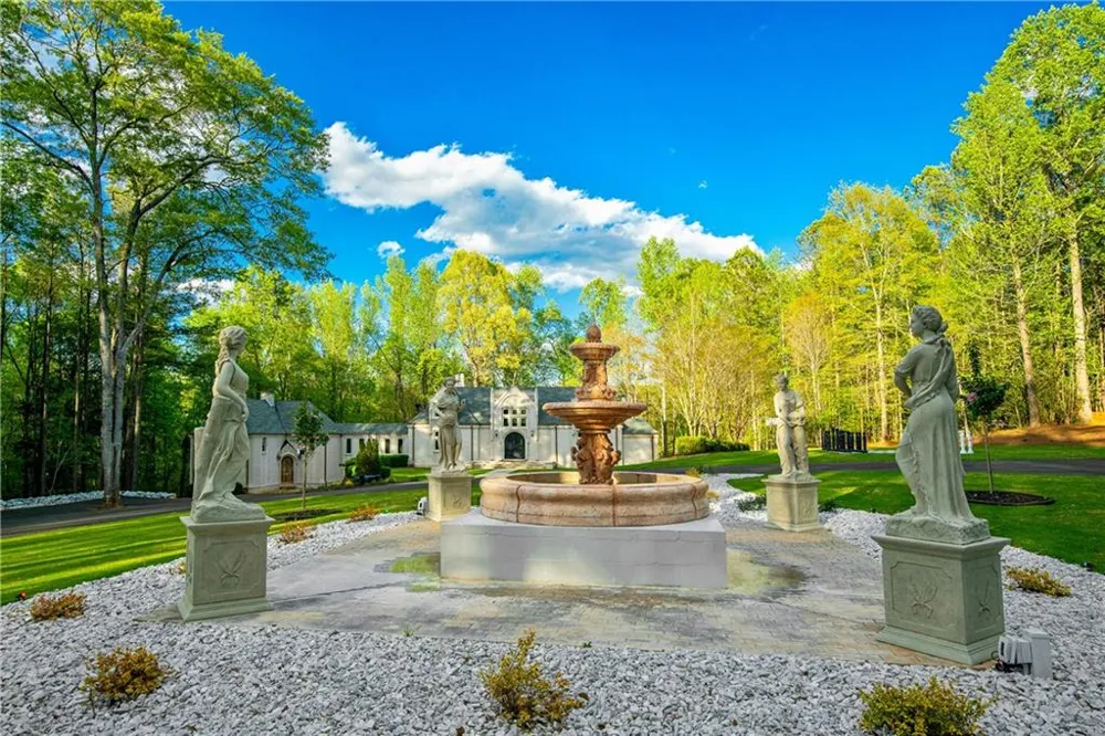745 Goshen Road Thomaston, GA 30286