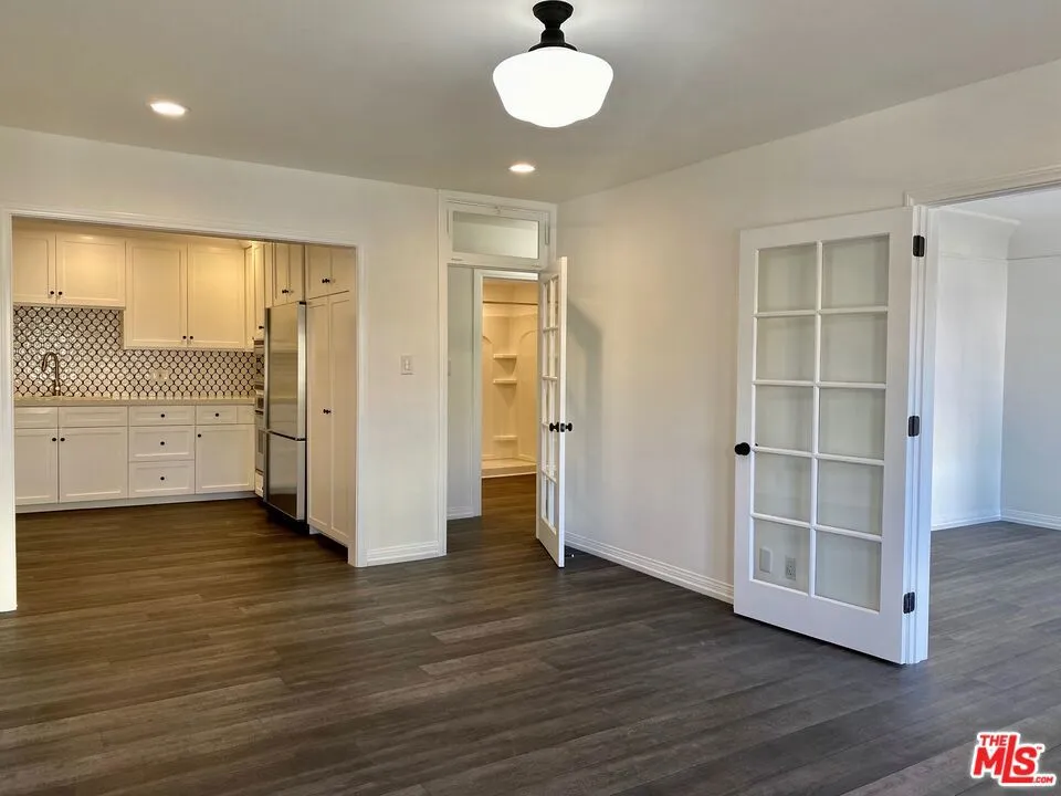 619 S La Brea Avenue #2nd Floor Los Angeles, CA 90036