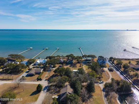 213 Sea Trace Lane
