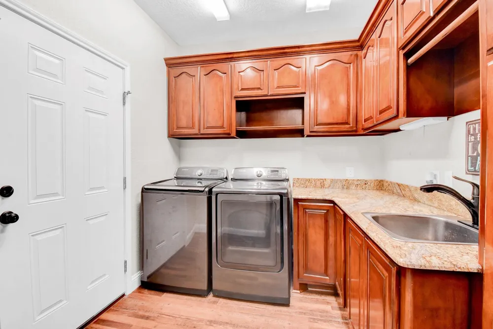 7547 County Road 684d Sweeny, TX 77480