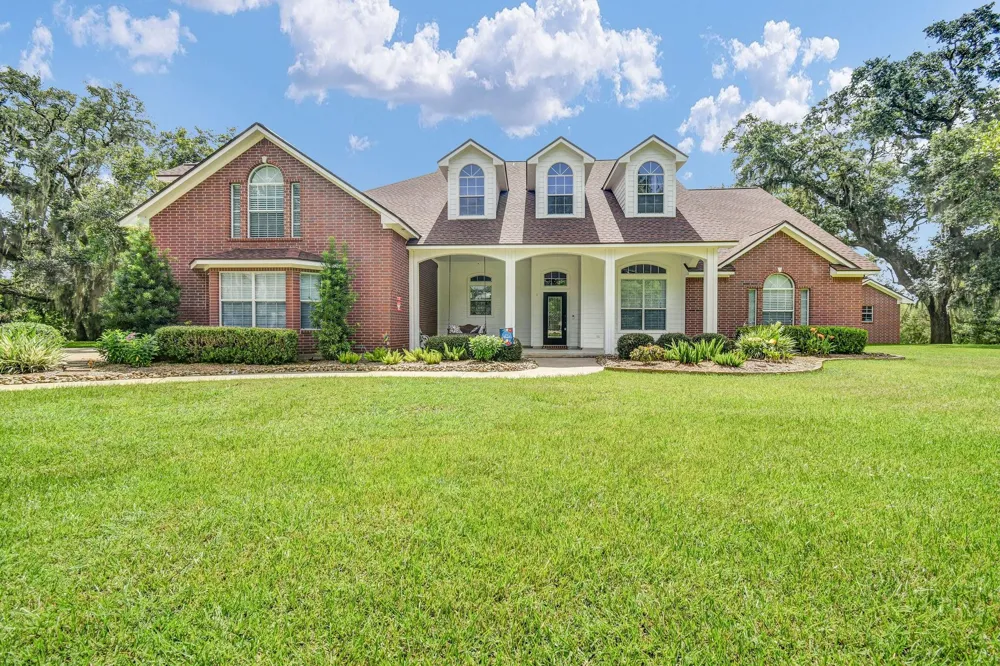 7547 County Road 684d Sweeny, TX 77480