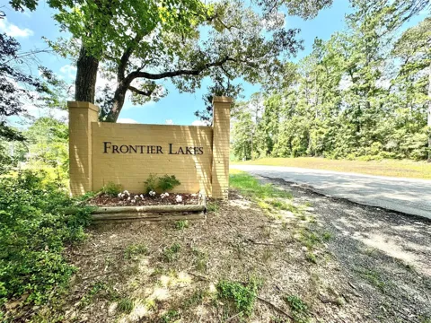 Frontier Rd
