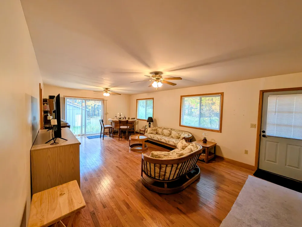 108 Deerwood Court Roscommon, MI 48653