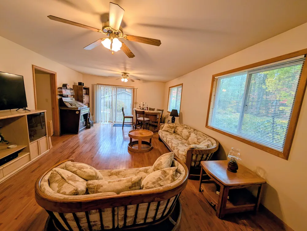 108 Deerwood Court Roscommon, MI 48653