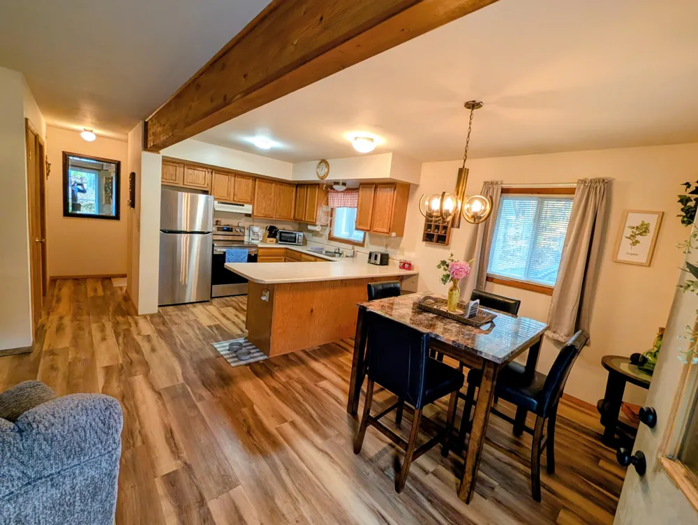108 Deerwood Court Roscommon, MI 48653