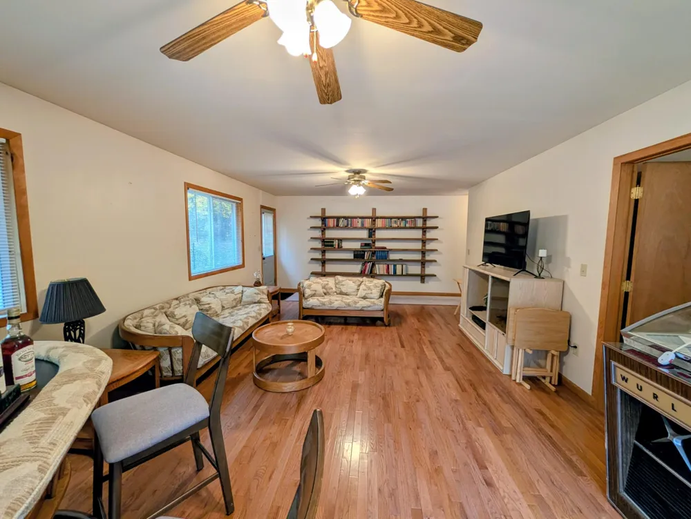 108 Deerwood Court Roscommon, MI 48653