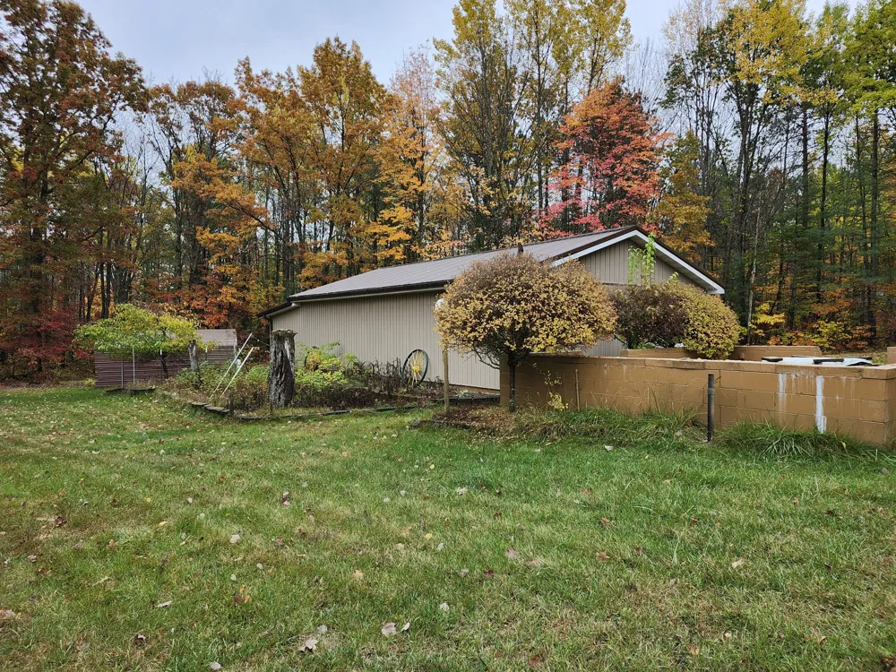 108 Deerwood Court Roscommon, MI 48653