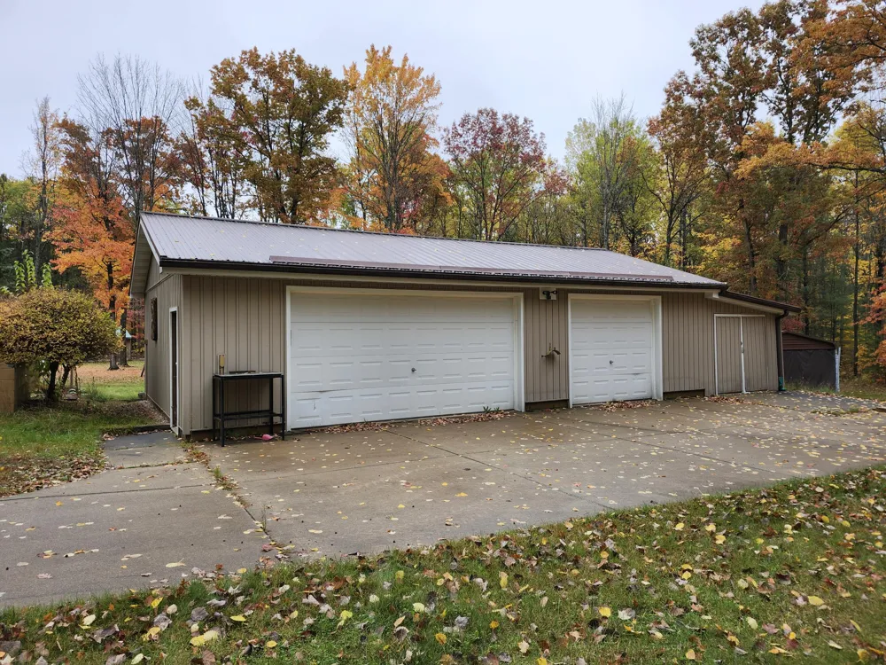 108 Deerwood Court Roscommon, MI 48653