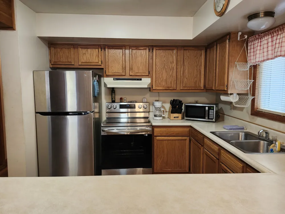 108 Deerwood Court Roscommon, MI 48653