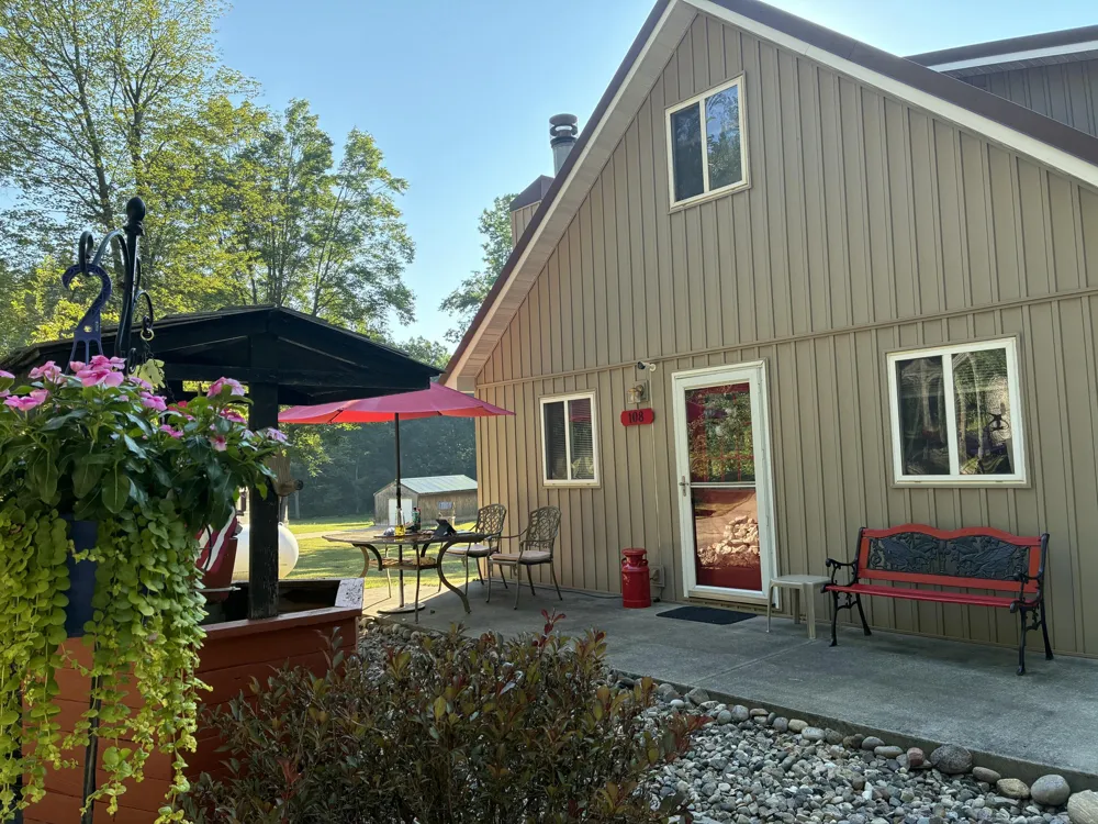 108 Deerwood Court Roscommon, MI 48653