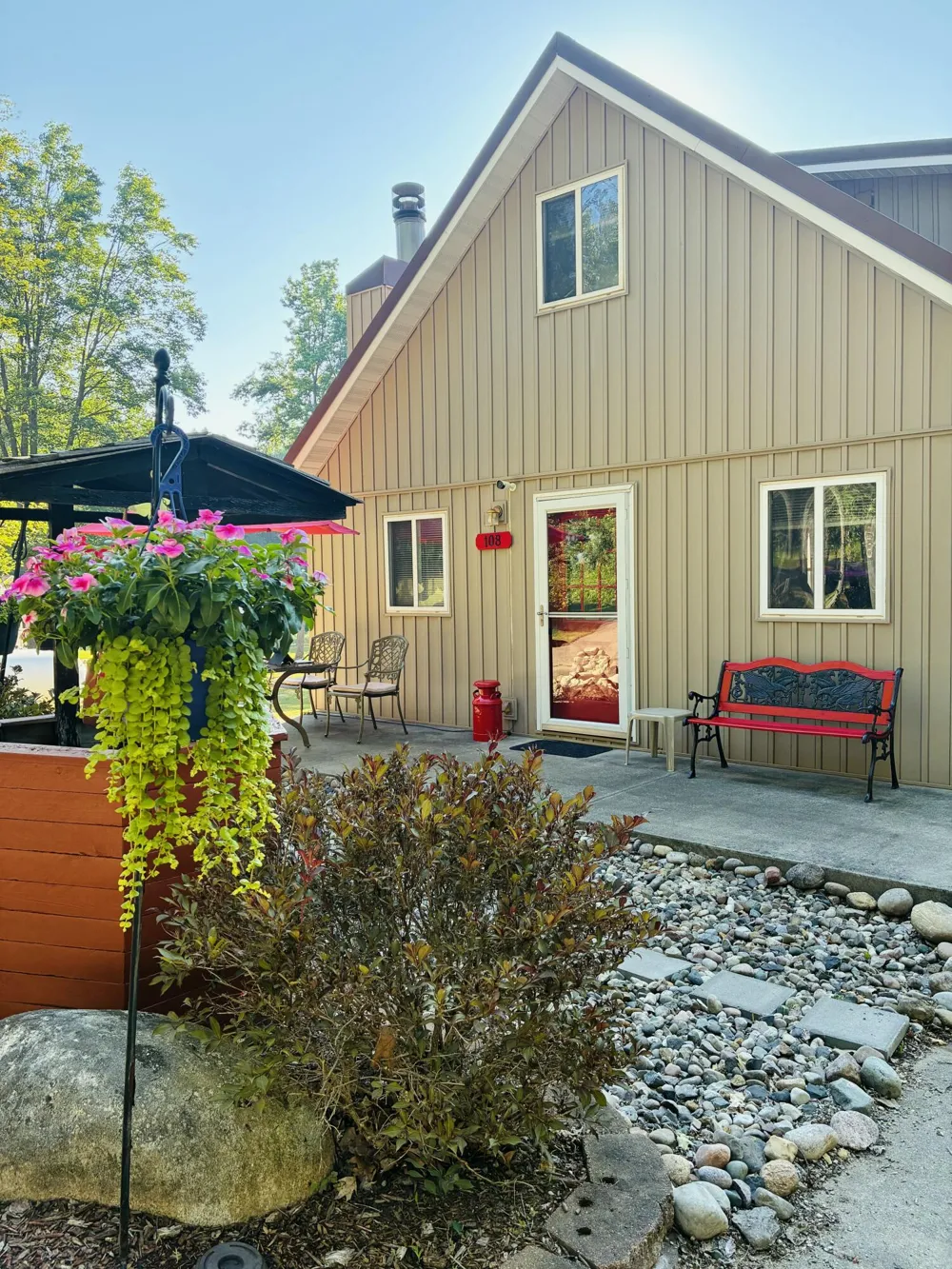 108 Deerwood Court Roscommon, MI 48653