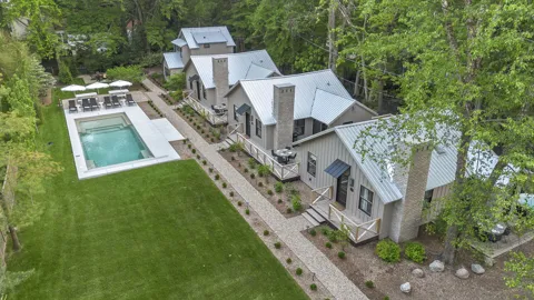 10222 Town Line Road #A,B,C,D