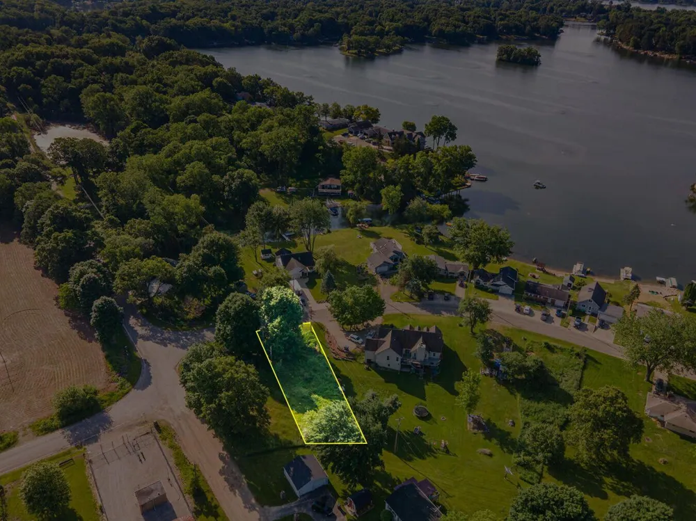 11968 Greenbriar Drive Jerome, MI 49249