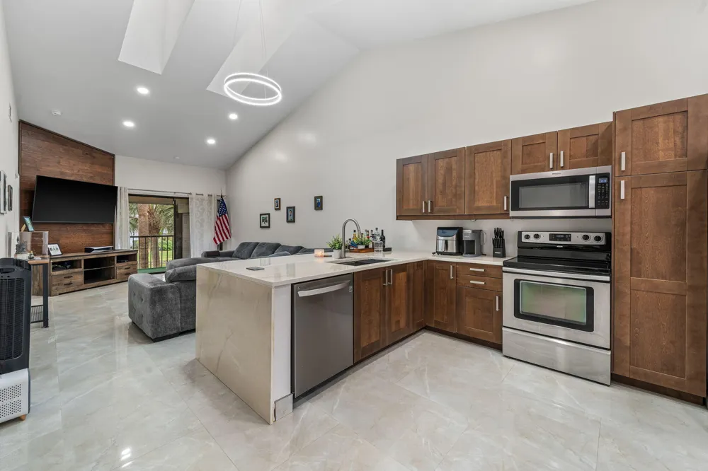 600 Crosswinds Drive #C2