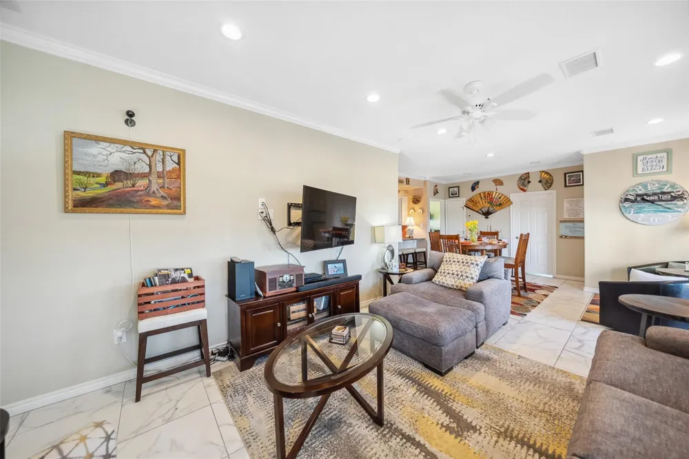 521 Beachfront Drive Matagorda, TX 77457