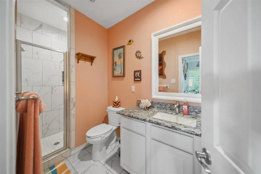 521 Beachfront Drive Matagorda, TX 77457