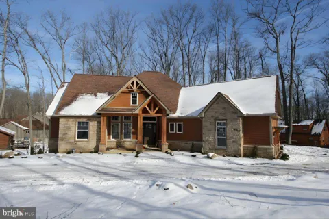 15 GREEN CAY COURT
