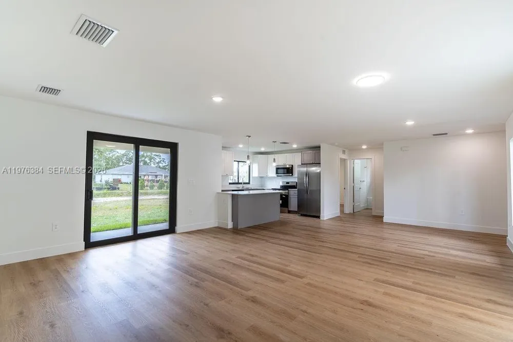 1160 edelweiss Other City - In The State Of Florida, FL 33974