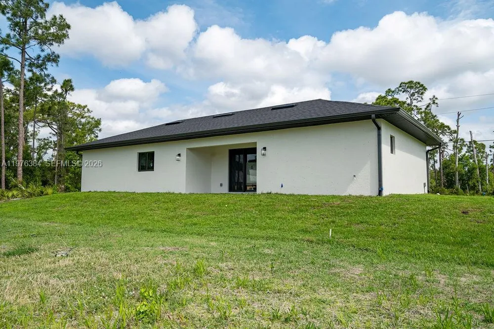 1160 edelweiss Other City - In The State Of Florida, FL 33974