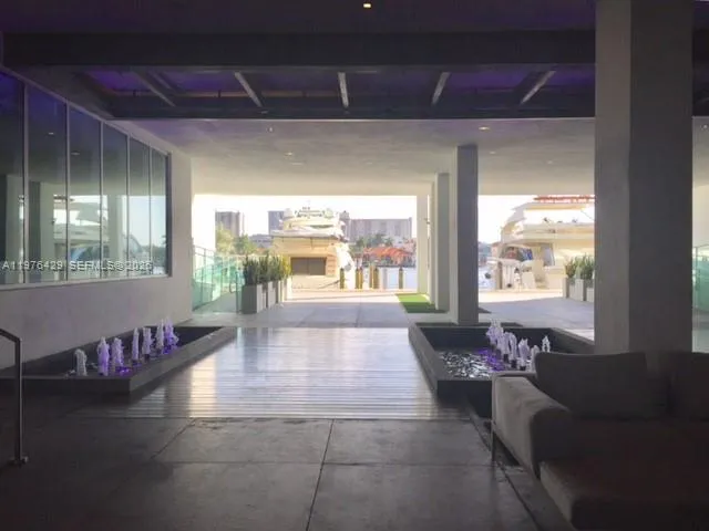 400 Sunny Isles Blvd DD406 Sunny Isles Beach, FL 33160