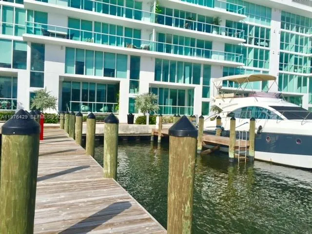 400 Sunny Isles Blvd DD406 Sunny Isles Beach, FL 33160