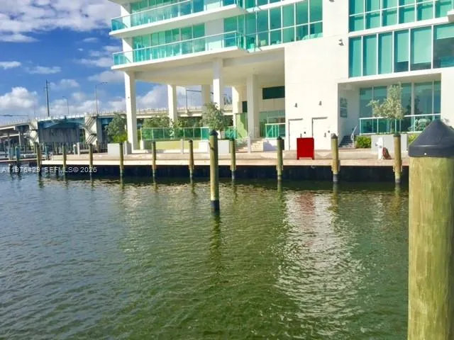 400 Sunny Isles Blvd DD406 Sunny Isles Beach, FL 33160