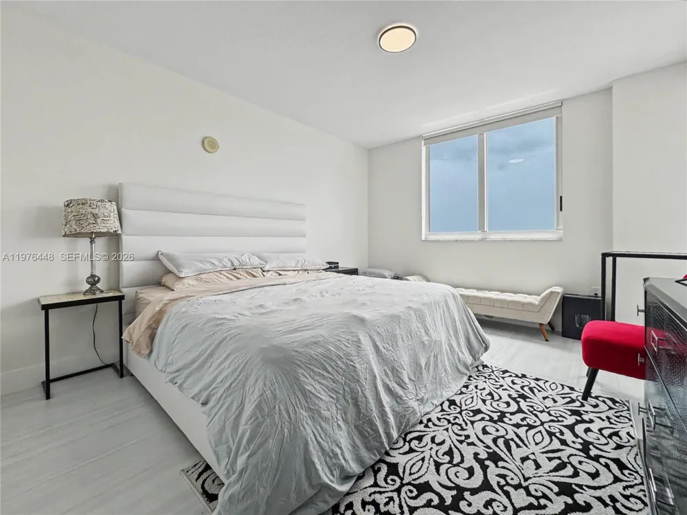 1755 E Hallandale Beach Blvd #2207E Hallandale Beach, FL 33009