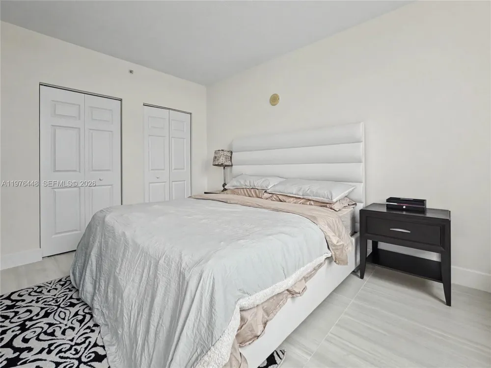 1755 E Hallandale Beach Blvd #2207E Hallandale Beach, FL 33009