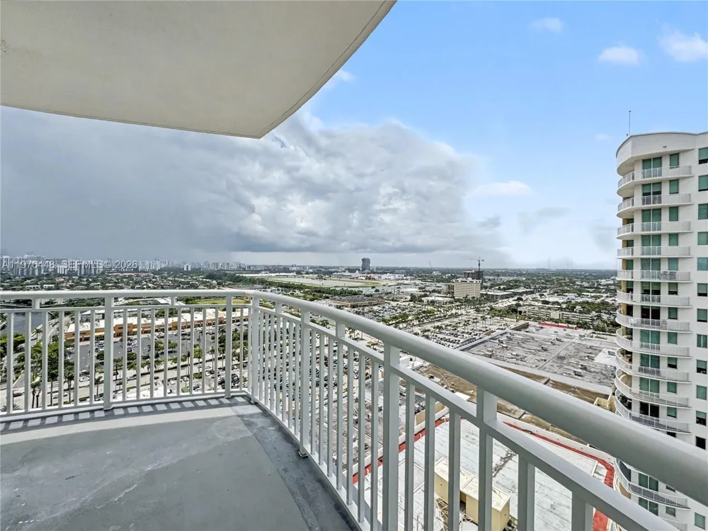 1755 E Hallandale Beach Blvd #2207E Hallandale Beach, FL 33009