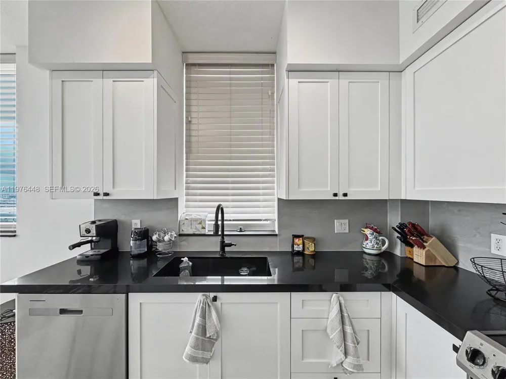 1755 E Hallandale Beach Blvd #2207E Hallandale Beach, FL 33009