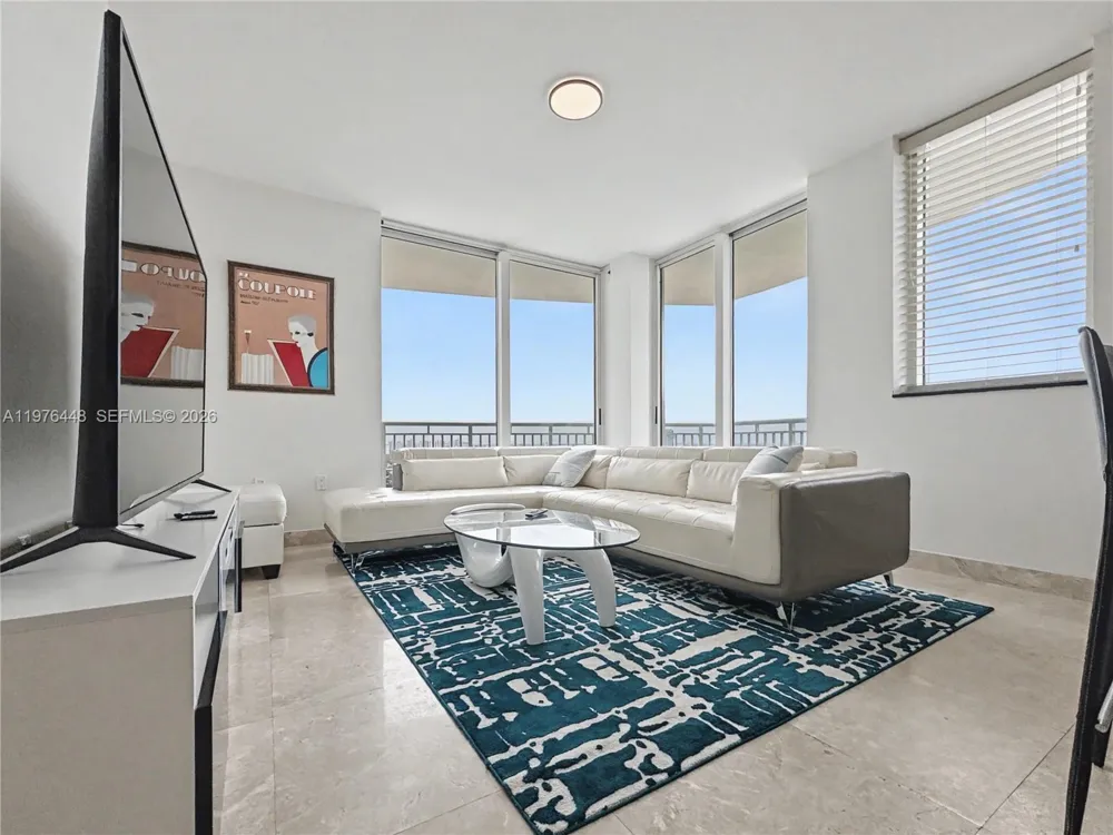 1755 E Hallandale Beach Blvd #2207E Hallandale Beach, FL 33009